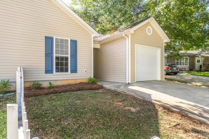 5 Pine Shadow Court, Centerville, Georgia