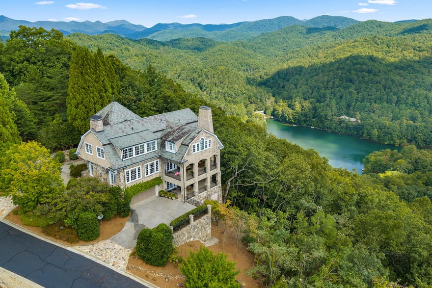 630 Waterfall Drive, Clayton, Georgia