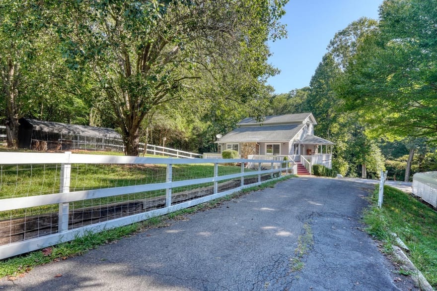 6881 Wood Lake Circle, Young Harris, Georgia