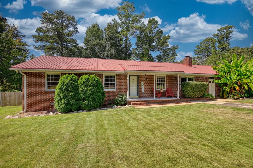 805 S West Street, Greensboro, Georgia