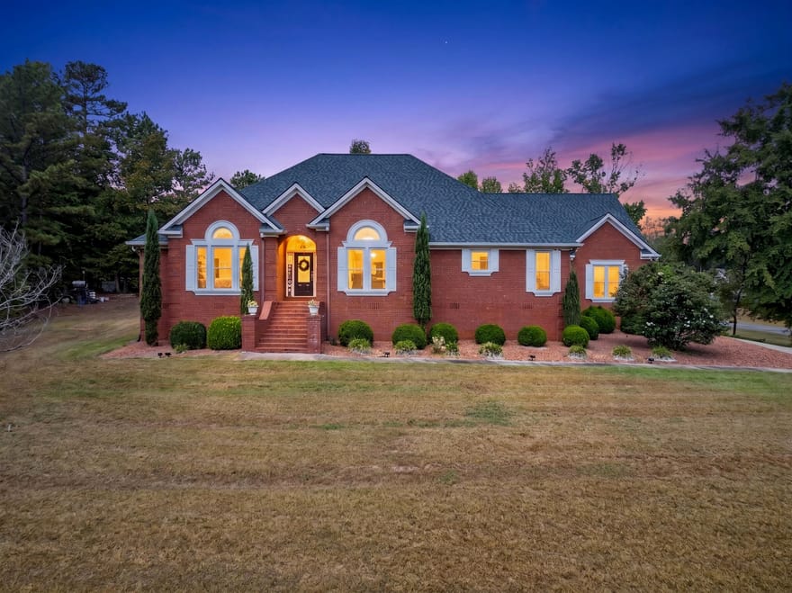 128 Lakemere Lane NW, Milledgeville, Georgia