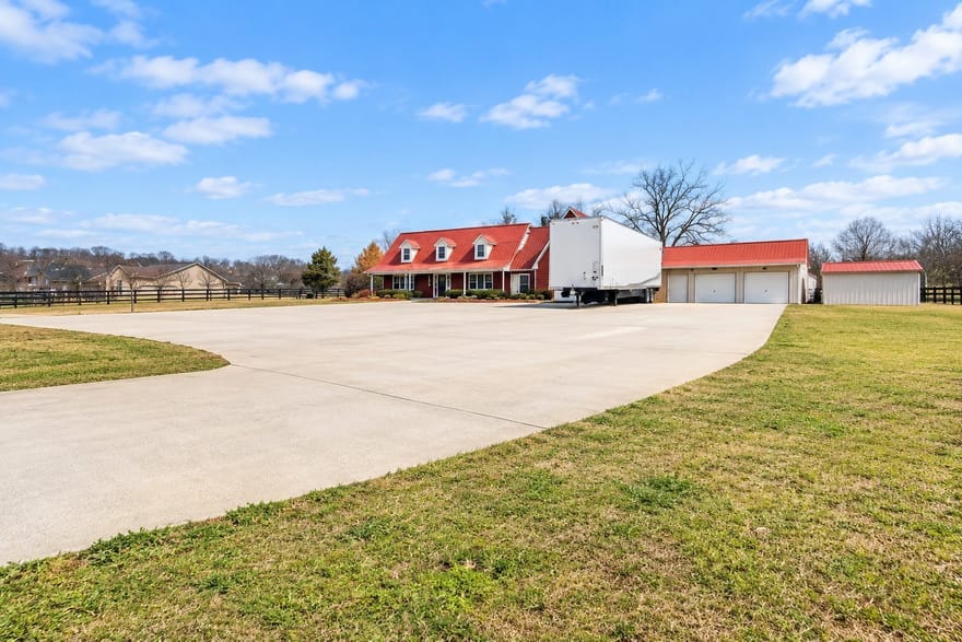 160 Hwy 320, Carnesville, Georgia