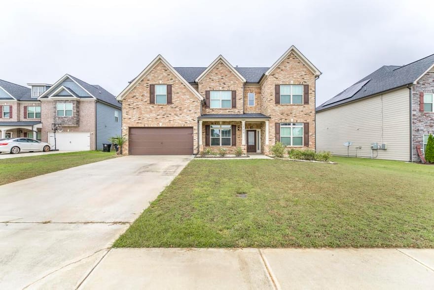 109 Lacey Oak Lane, Bonaire, Georgia