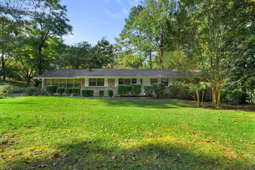 1739 Pleasant Hill Trail, Lithonia, Georgia
