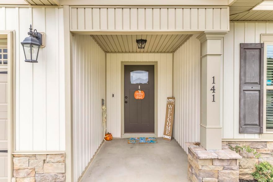 141 Red Tail Circle, Byron, Georgia