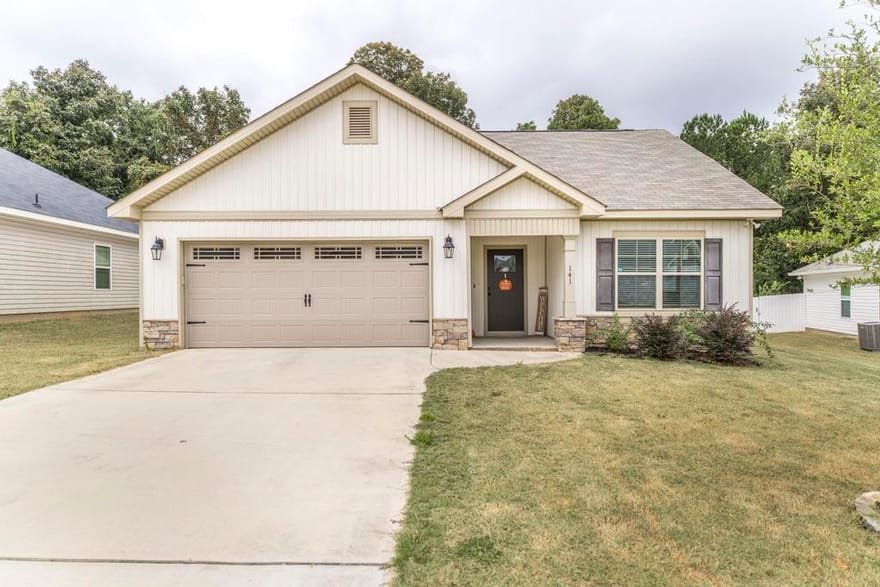 141 Red Tail Circle, Byron, Georgia