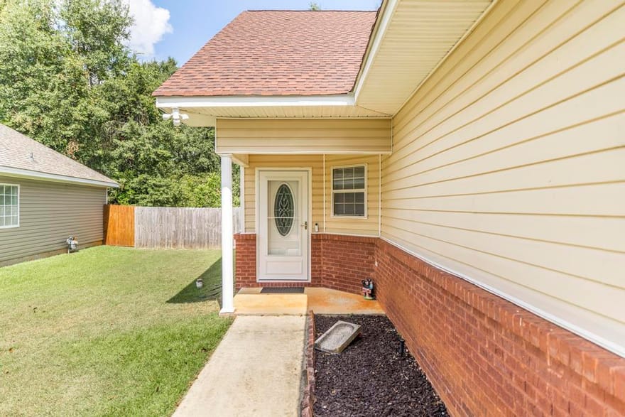 108 Sunnymeade Drive, Warner Robins, Georgia
