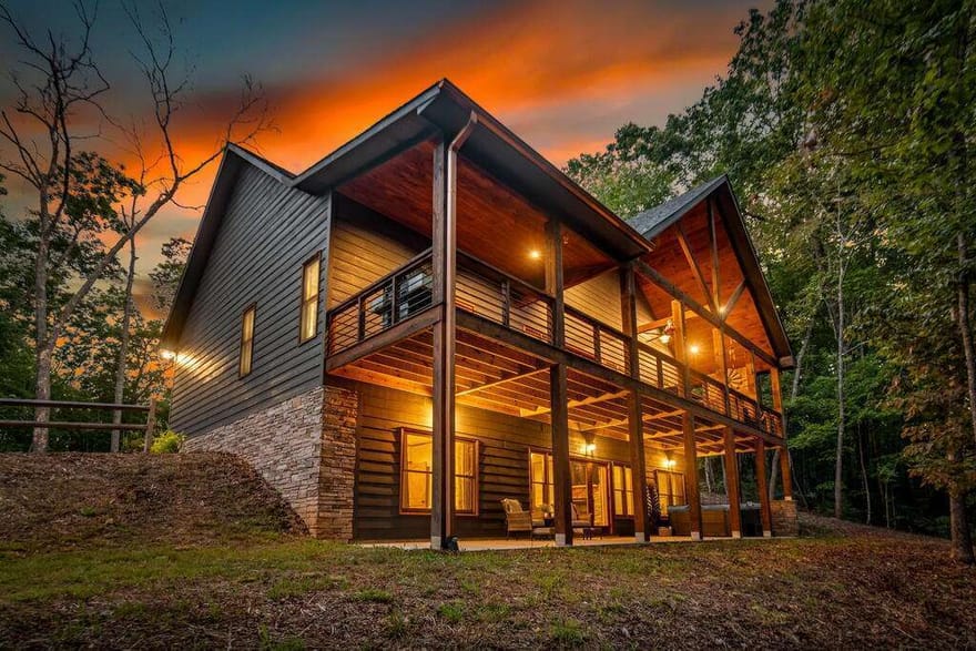 1081 Dills Road, Blue Ridge, Georgia