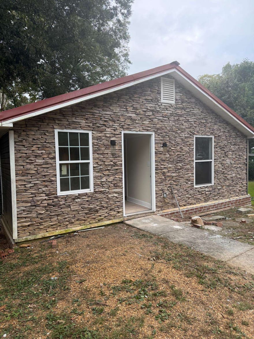 217 SW Larkspur Lane SW, Rome, Georgia