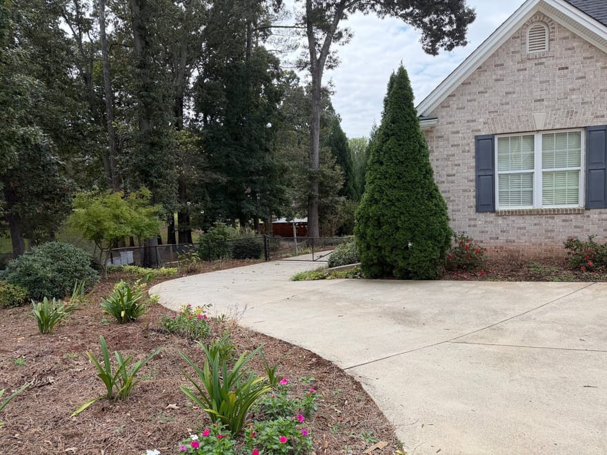 3815 Hilldale Road, Oakwood, Georgia