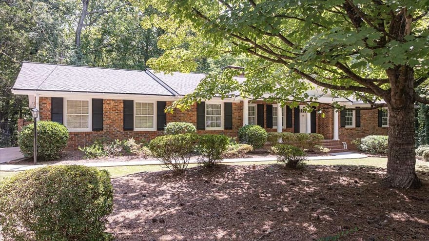 541 Woodland Road, Elberton, Georgia