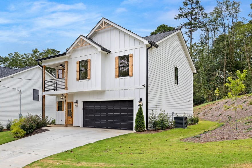 176 Llewellyn Street, Clarkesville, Georgia