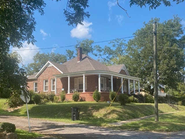 1201 6th Avenue, West Point, Georgia
