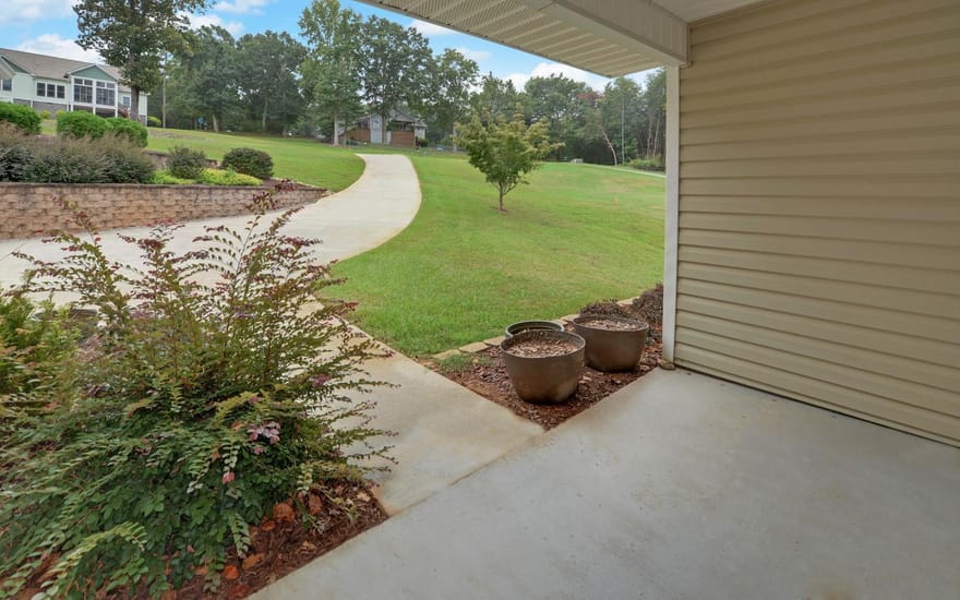 300 Knox Circle, Lavonia, Georgia