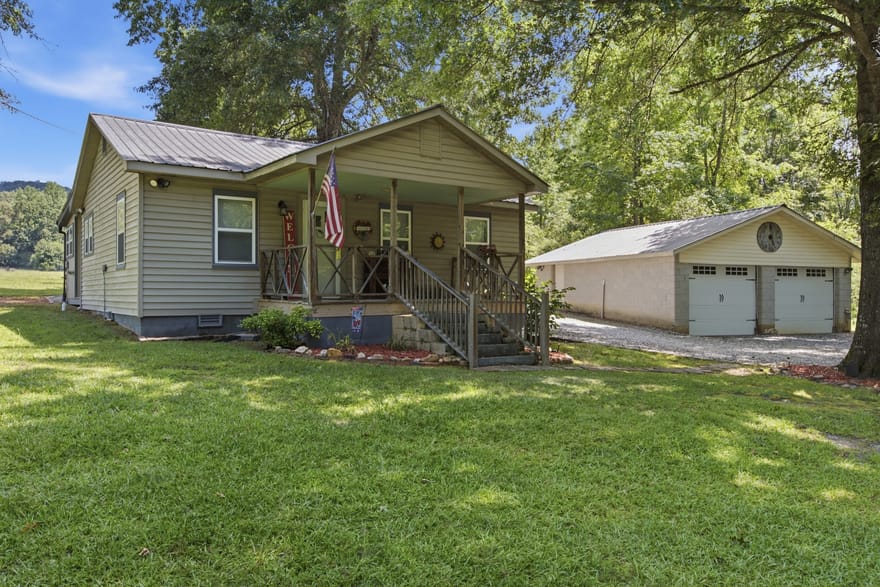 525 Amys Creek Road, Clarkesville, Georgia