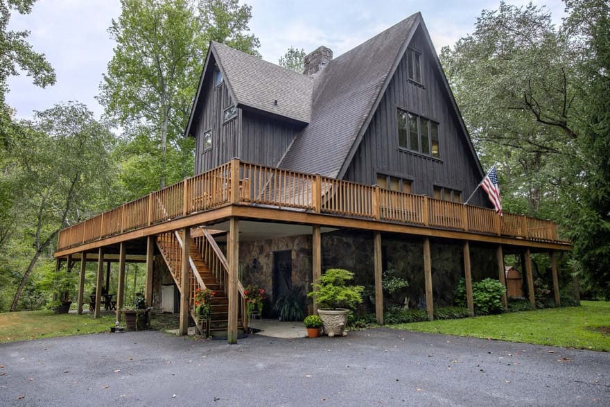 525 Riverside Drive, East Ellijay, Georgia