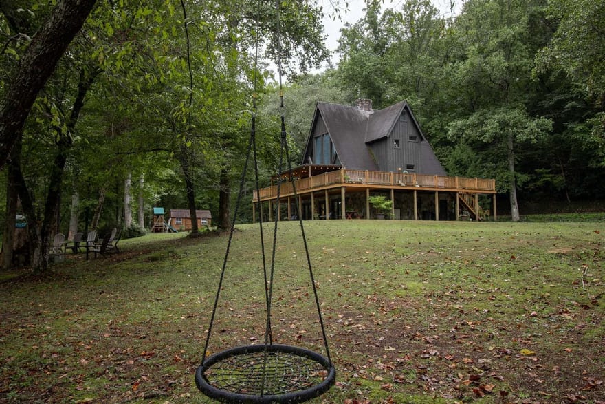 525 Riverside Drive, East Ellijay, Georgia
