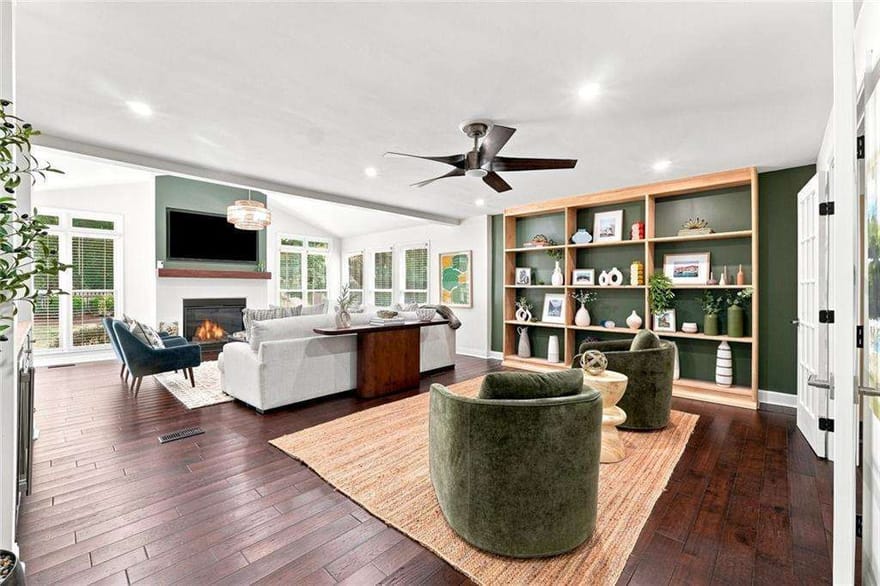 4978 Heatherdale Lane, Atlanta, Georgia