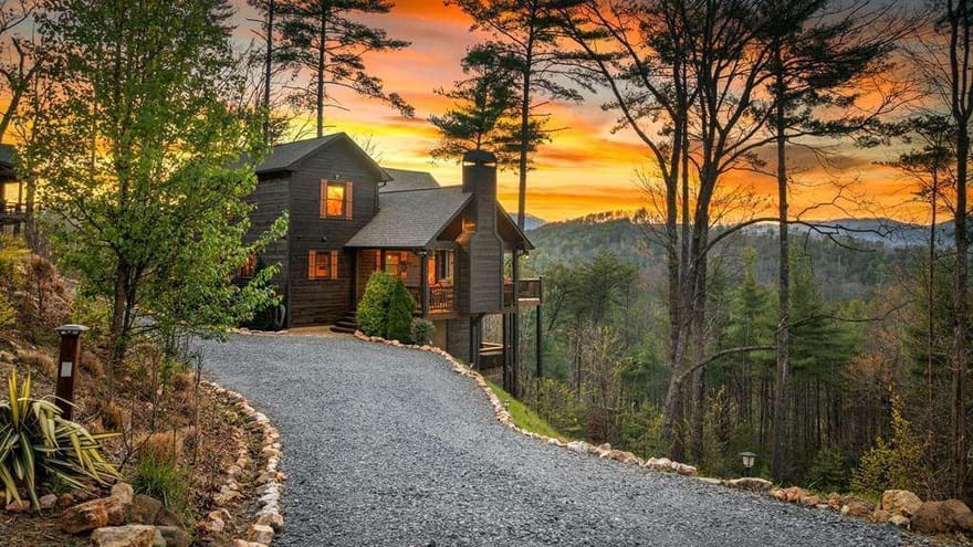 267 Oasis Drive, Blue Ridge, Georgia