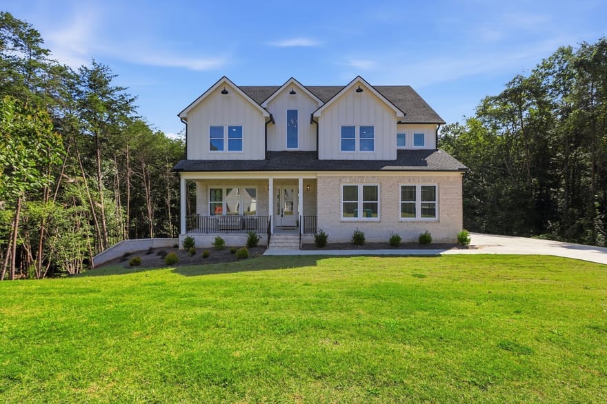 418 Beachwood Drive, Cornelia, Georgia