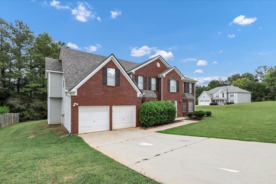 2631 Downing Park Drive SE, Conyers, Georgia