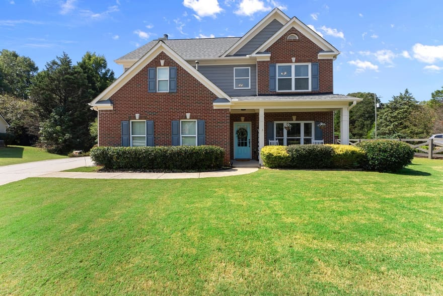 6104 Saddlehorse Drive, Flowery Branch, Georgia