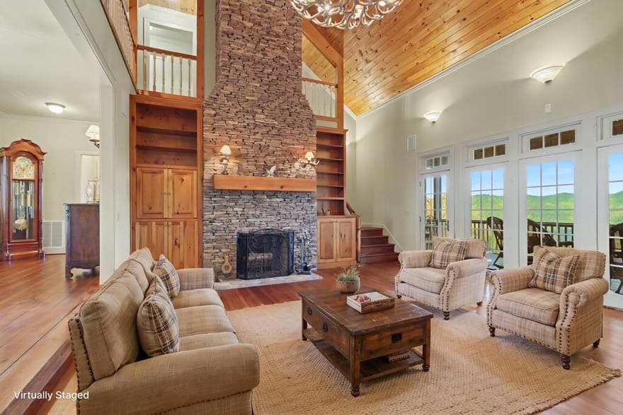1035 Summit Way, Blairsville, Georgia