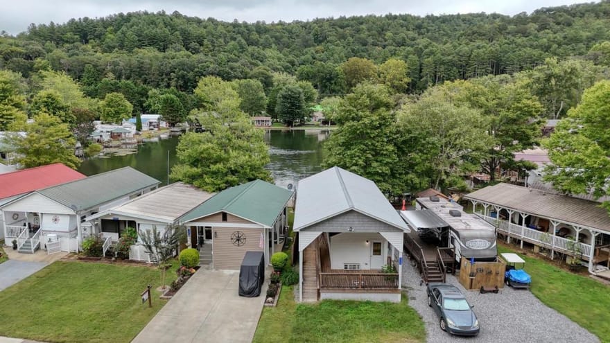 4220 Riverbank Run, Hiawassee, Georgia