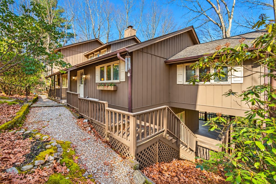 722 Woodbrier, Sautee Nacoochee, Georgia