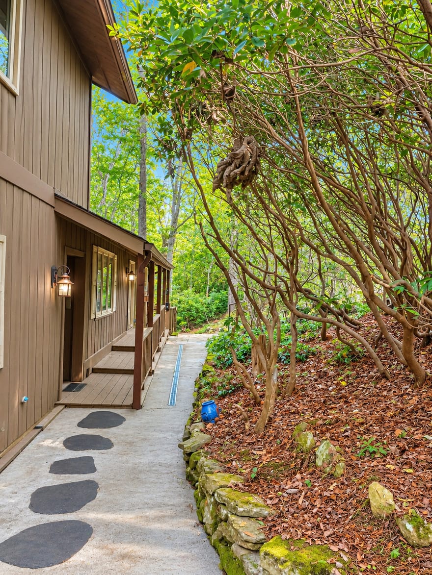 722 Woodbrier, Sautee Nacoochee, Georgia