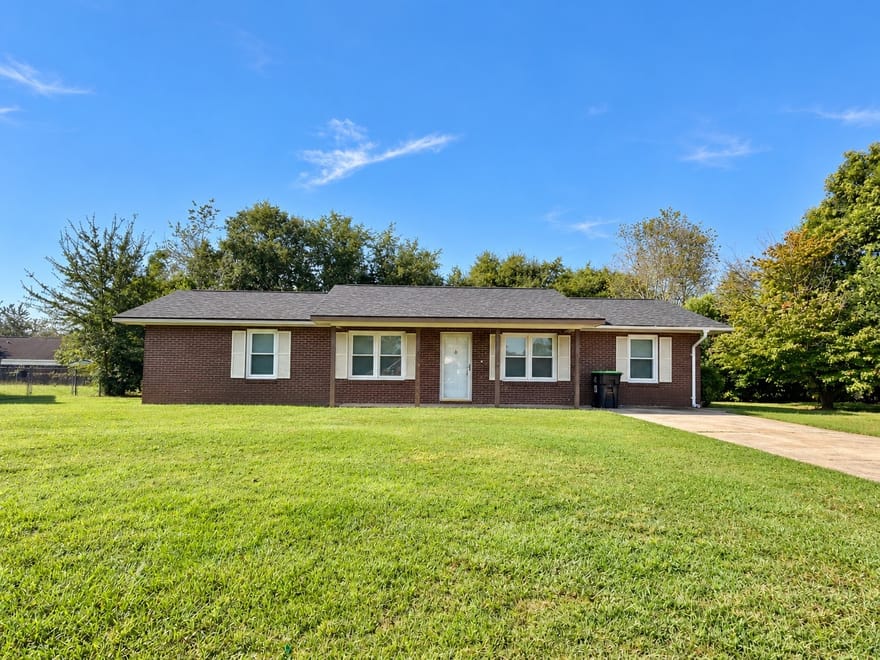 108 Lancelot Court, Warner Robins, Georgia