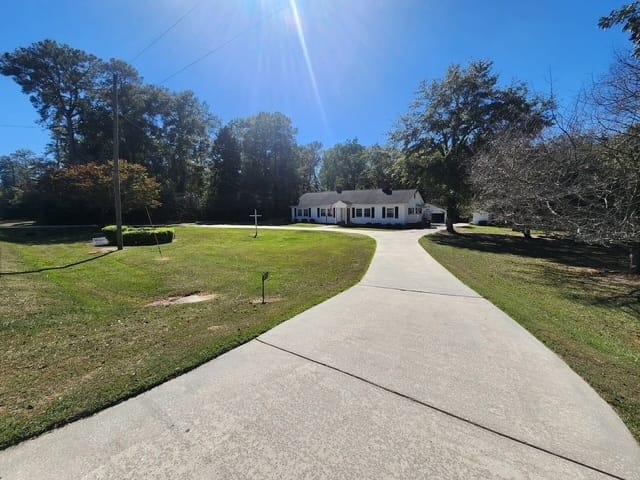 352 S Dugger Avenue, Roberta, Georgia