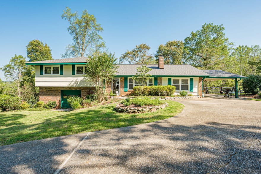 1276 Howell, Ball Ground, Georgia