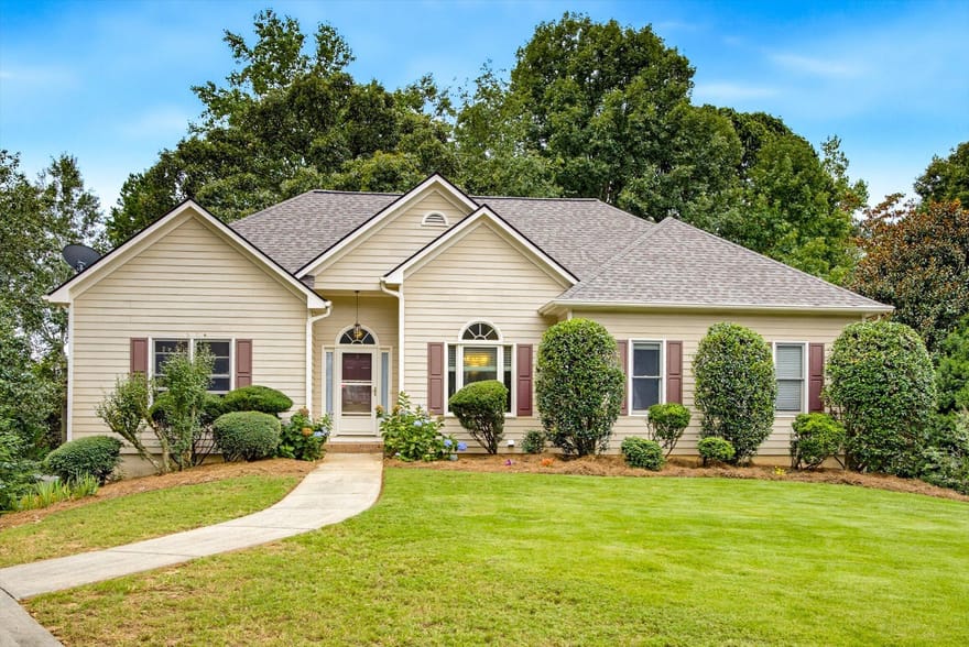 4090 Chestnut Springs Court, Cumming, Georgia