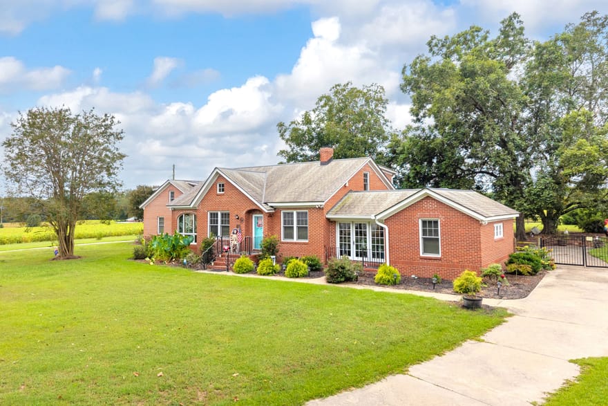 121 Bailey Place Road, Lavonia, Georgia