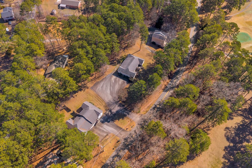 688,738,748 Black Mountain Road, Toccoa, Georgia