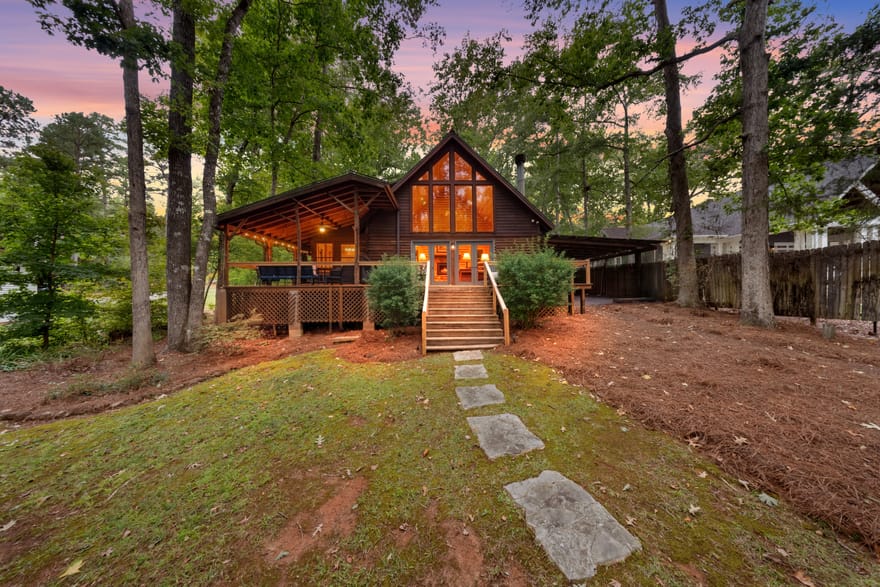 354 Possum Point Drive, Eatonton, Georgia