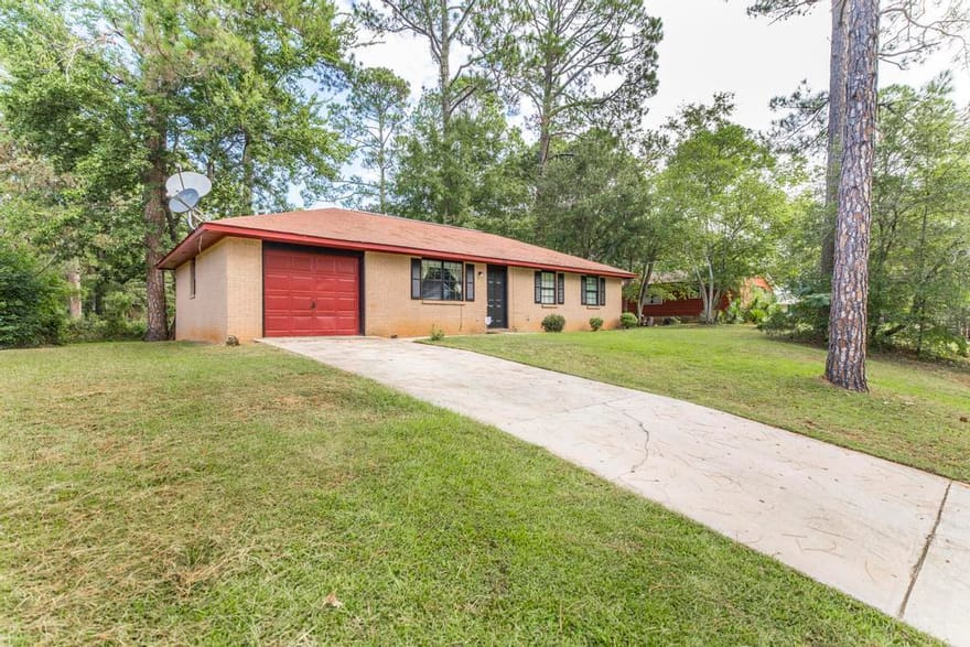 316 Peach Circle, Fort Valley, Georgia