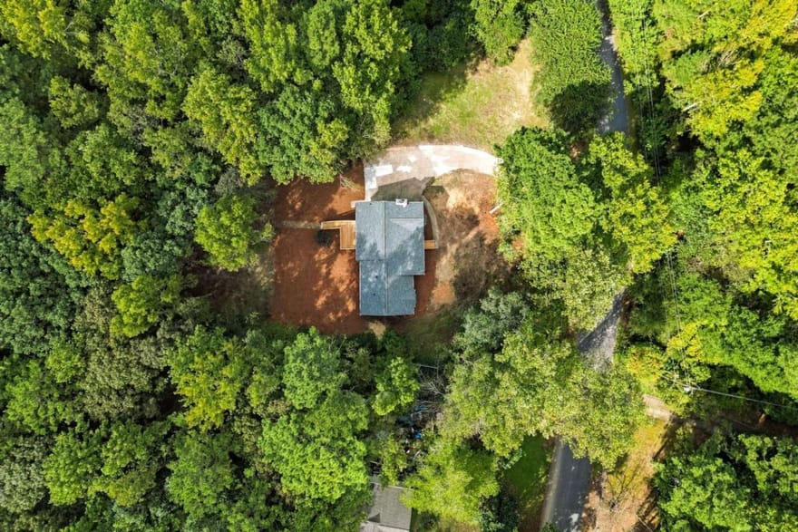 3426 Spinnaker Way, Acworth, Georgia