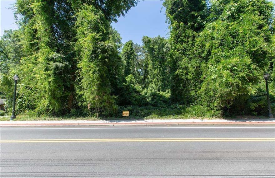 577 Lynhurst Drive SW, Atlanta, Georgia