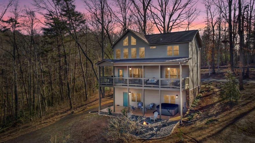 196 Grayson Point, Blue Ridge, Georgia