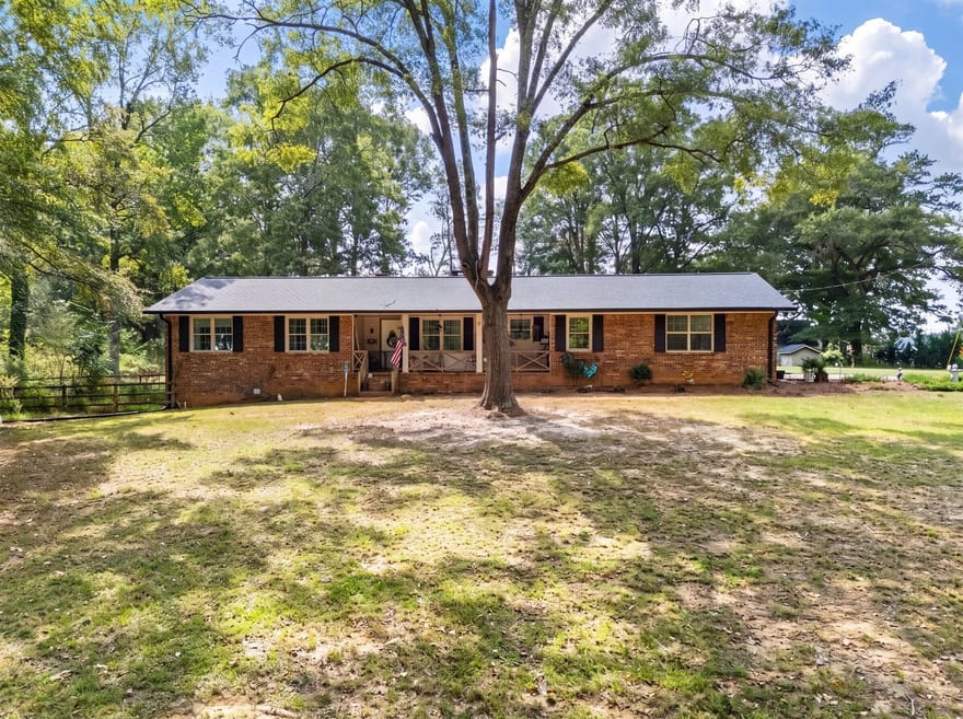 18 David Road NW, Cartersville, Georgia