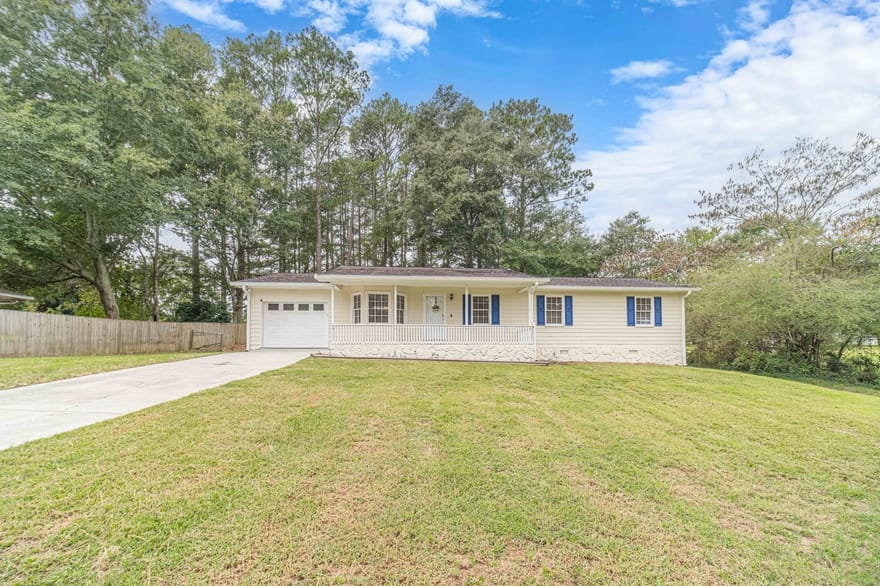 3760 Sunny Hill Drive, Loganville, Georgia