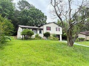 6692 Cambridge Drive, Rex, Georgia