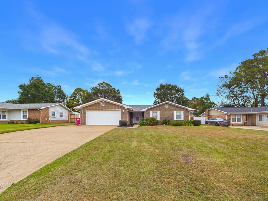 204 Scarborough Road, Centerville, Georgia