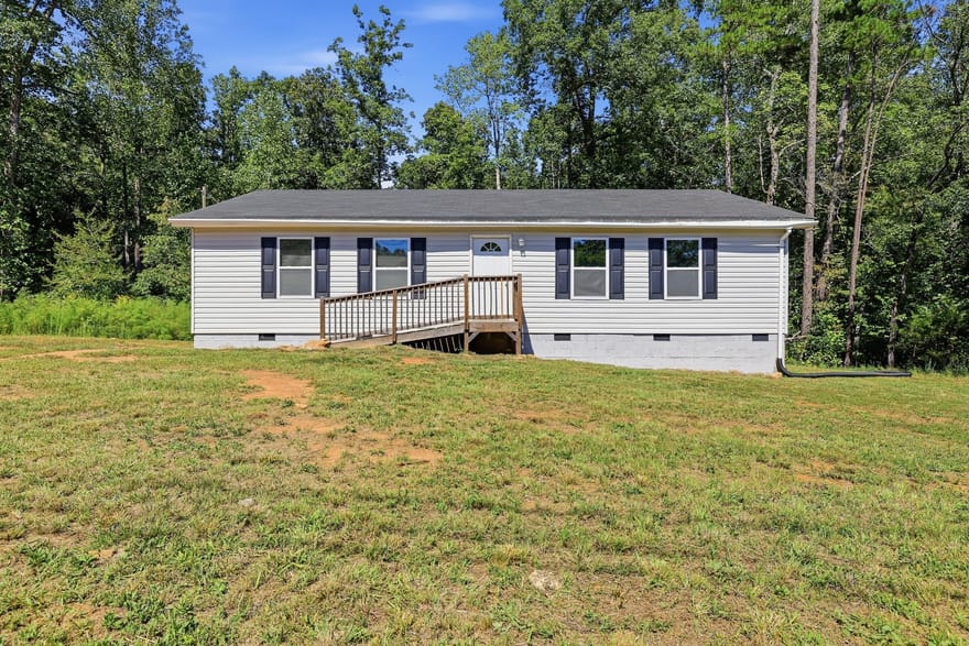 2421 E Silver Shoals Road, Toccoa, Georgia
