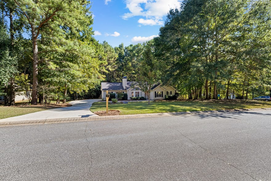 105 Paces Landing Place, Newnan, Georgia