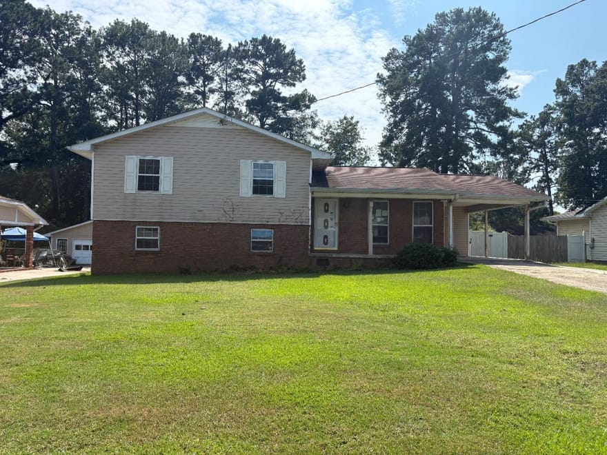 801 S Carter Drive, Jonesboro, Georgia