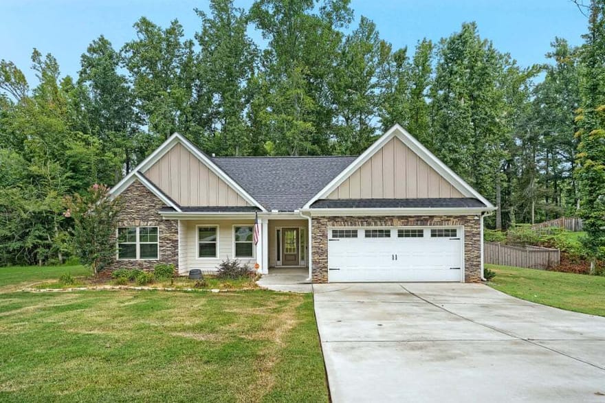 415 Smallwood Lane, Douglasville, Georgia