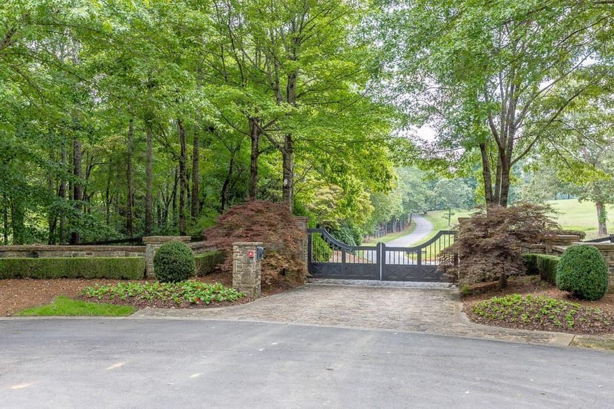 5775 Kennedy Road, Suwanee, Georgia